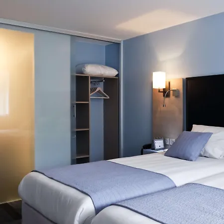 酒店 基里亚德里昂苏德圣佛伊酒店 3*