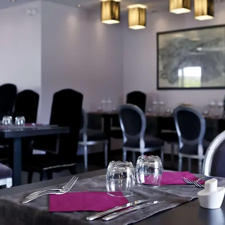 基里亚德里昂苏德圣佛伊酒店 3* 圣福瓦莱里昂