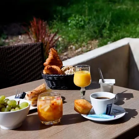 基里亚德里昂苏德圣佛伊酒店 酒店 圣福瓦莱里昂