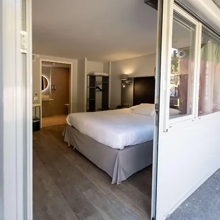 Kyriad Lyon Sud Foy 3* Sainte-Foy-lès-Lyon