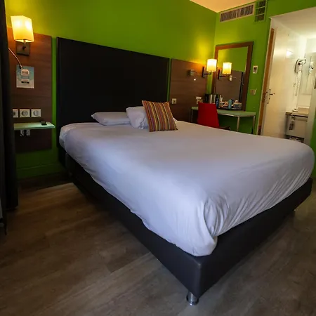 Hotel Kyriad Lyon Sud Foy 3*